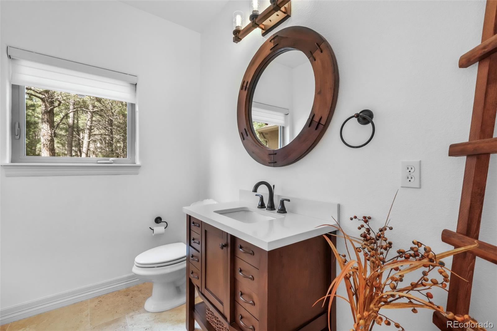 MLS Image #19 for 450 e stirrup trail,monument, Colorado