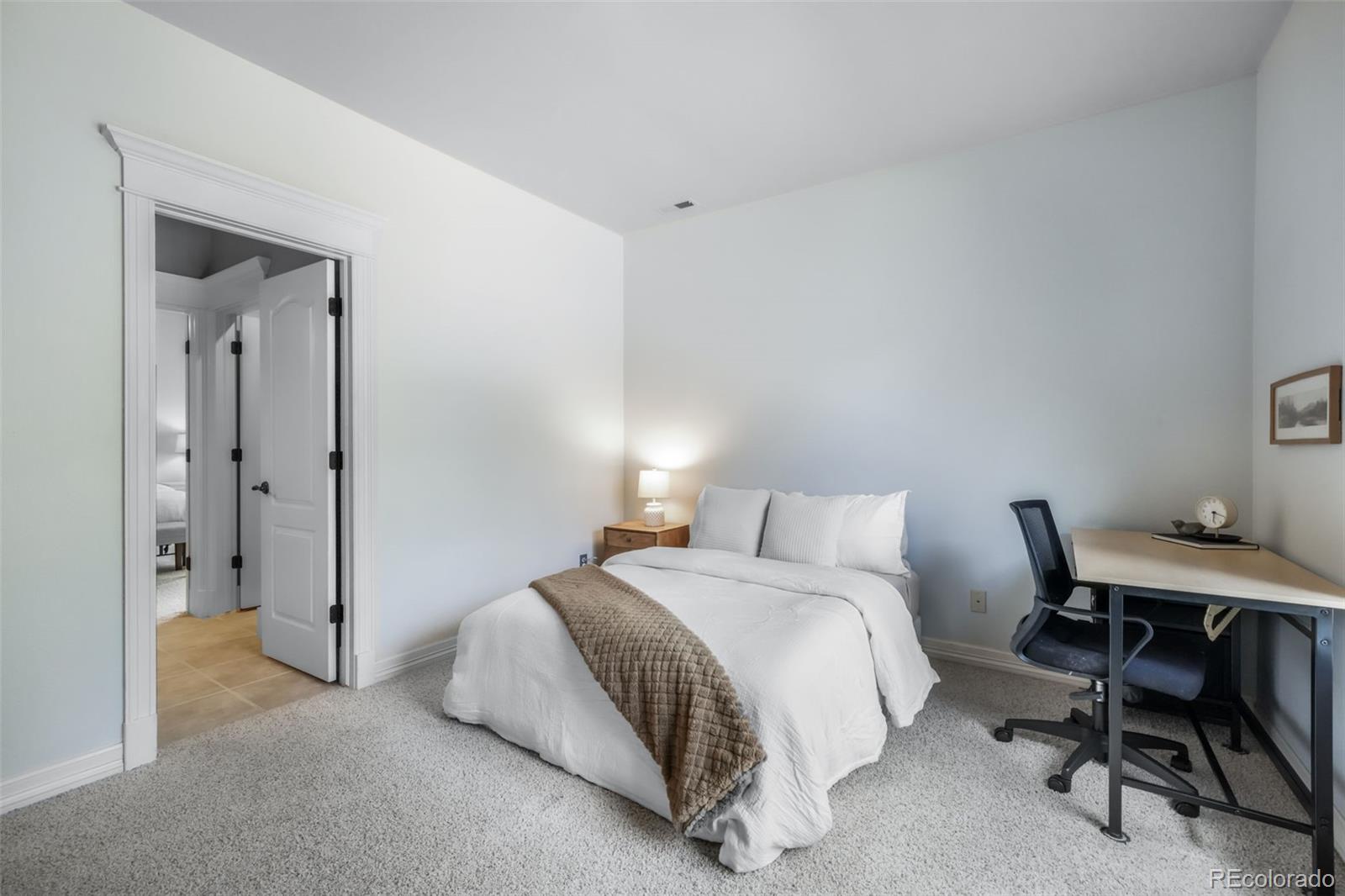 MLS Image #29 for 450 e stirrup trail,monument, Colorado