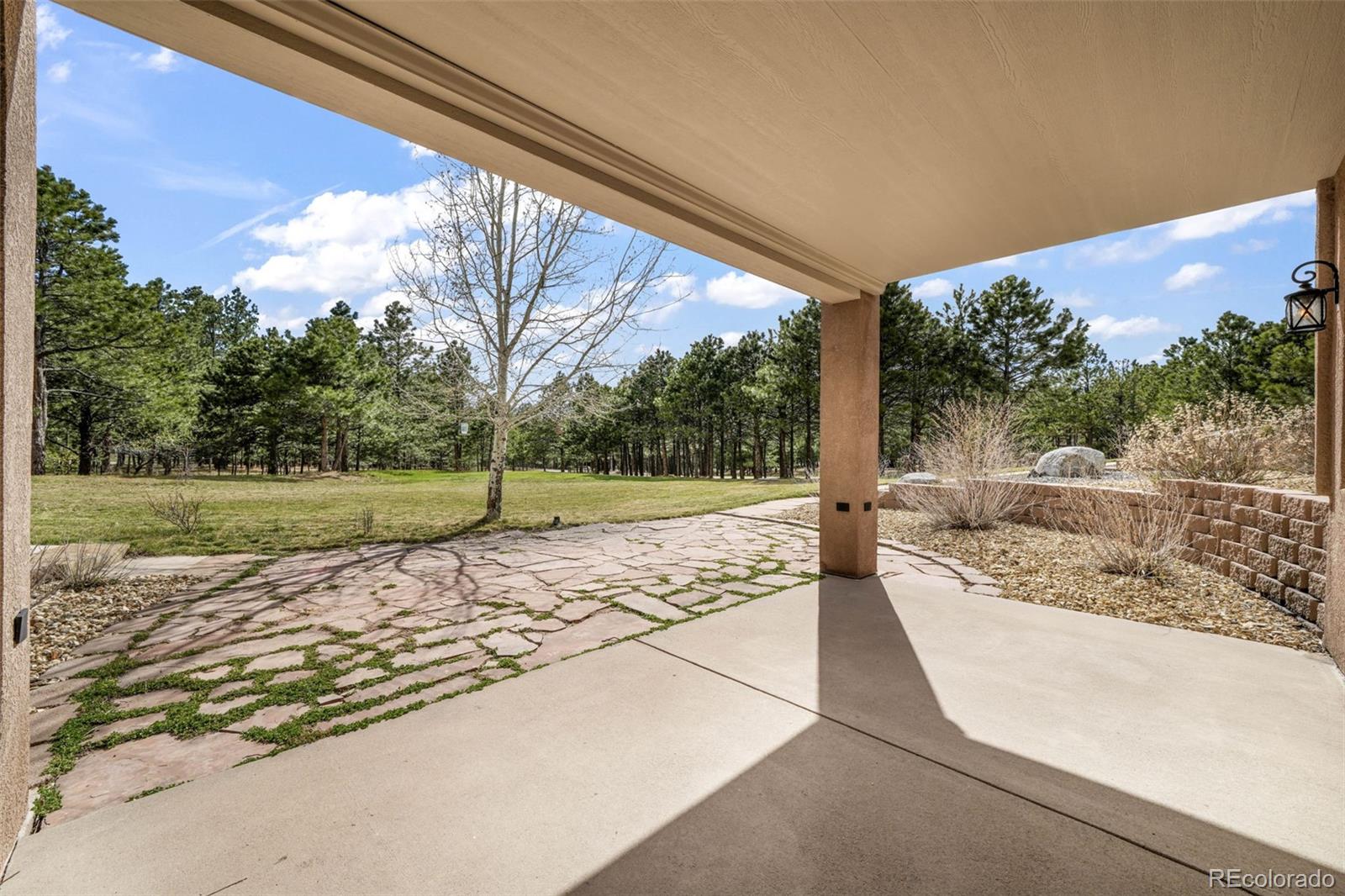 MLS Image #39 for 450 e stirrup trail,monument, Colorado