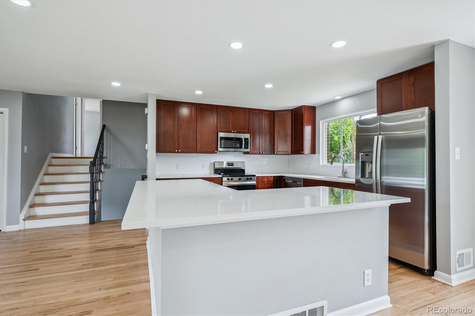 MLS Image #4 for 6740 s clarkson street,centennial, Colorado