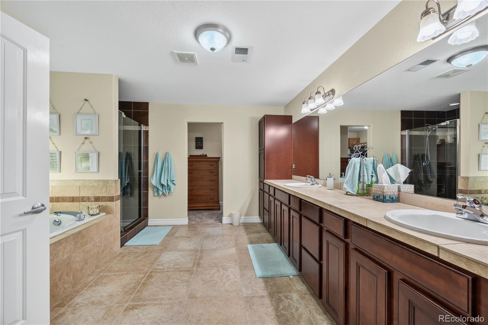 MLS Image #17 for 10281  foxfire street,longmont, Colorado