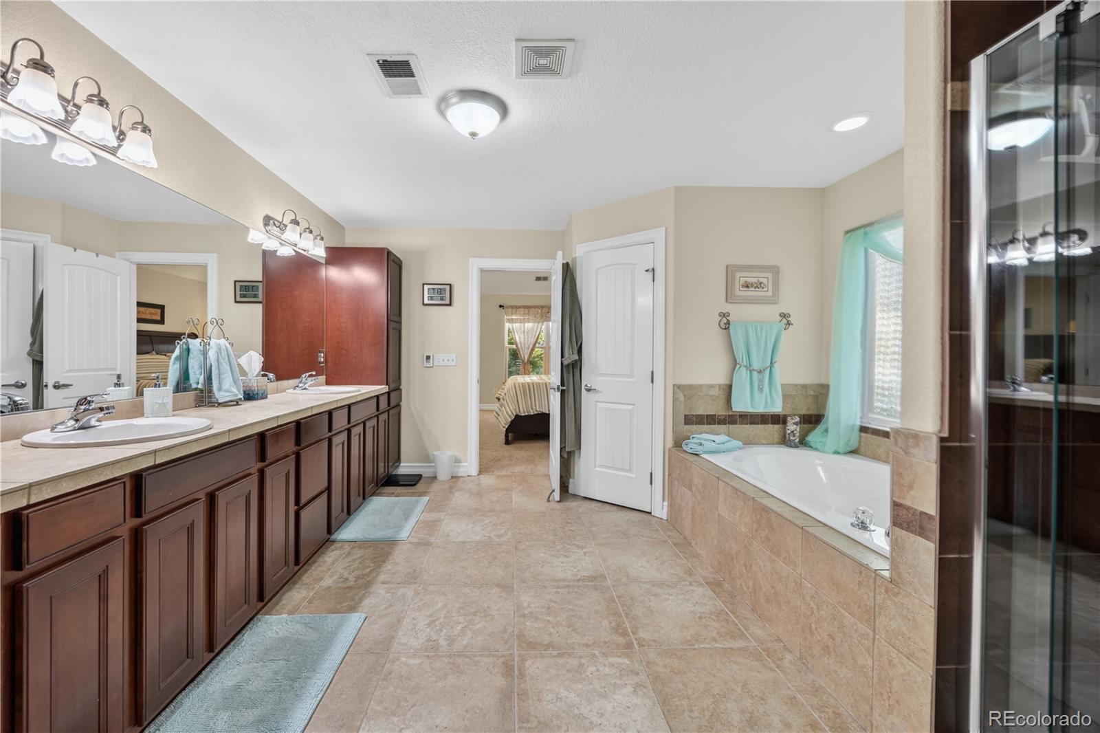 MLS Image #18 for 10281  foxfire street,longmont, Colorado