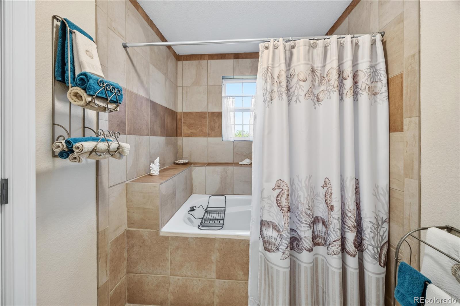 MLS Image #28 for 10281  foxfire street,longmont, Colorado