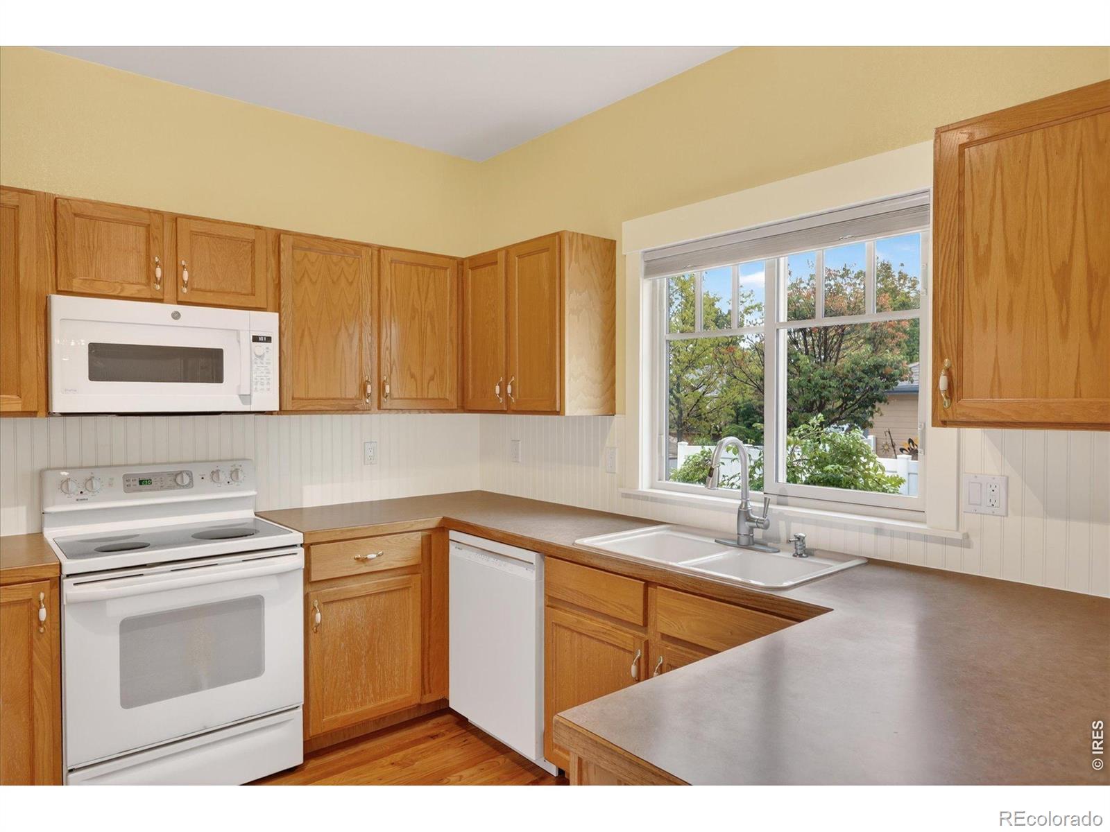 MLS Image #10 for 1150  monroe avenue,berthoud, Colorado