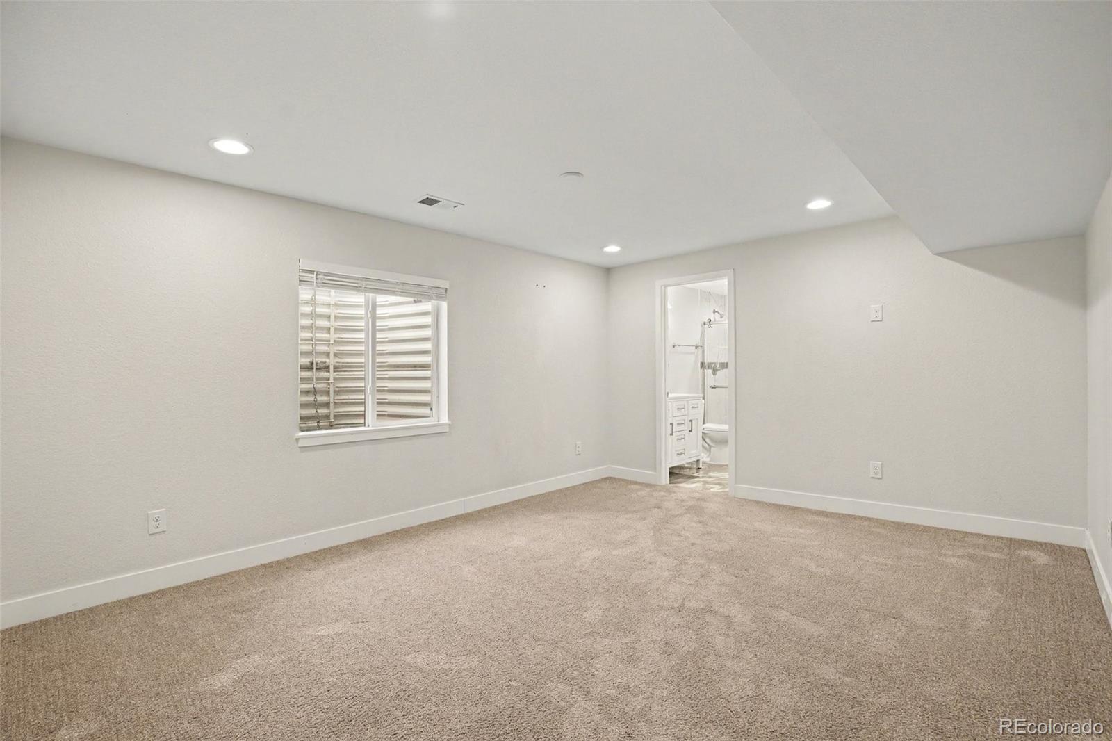 MLS Image #15 for 17299 e 109th avenue,commerce city, Colorado