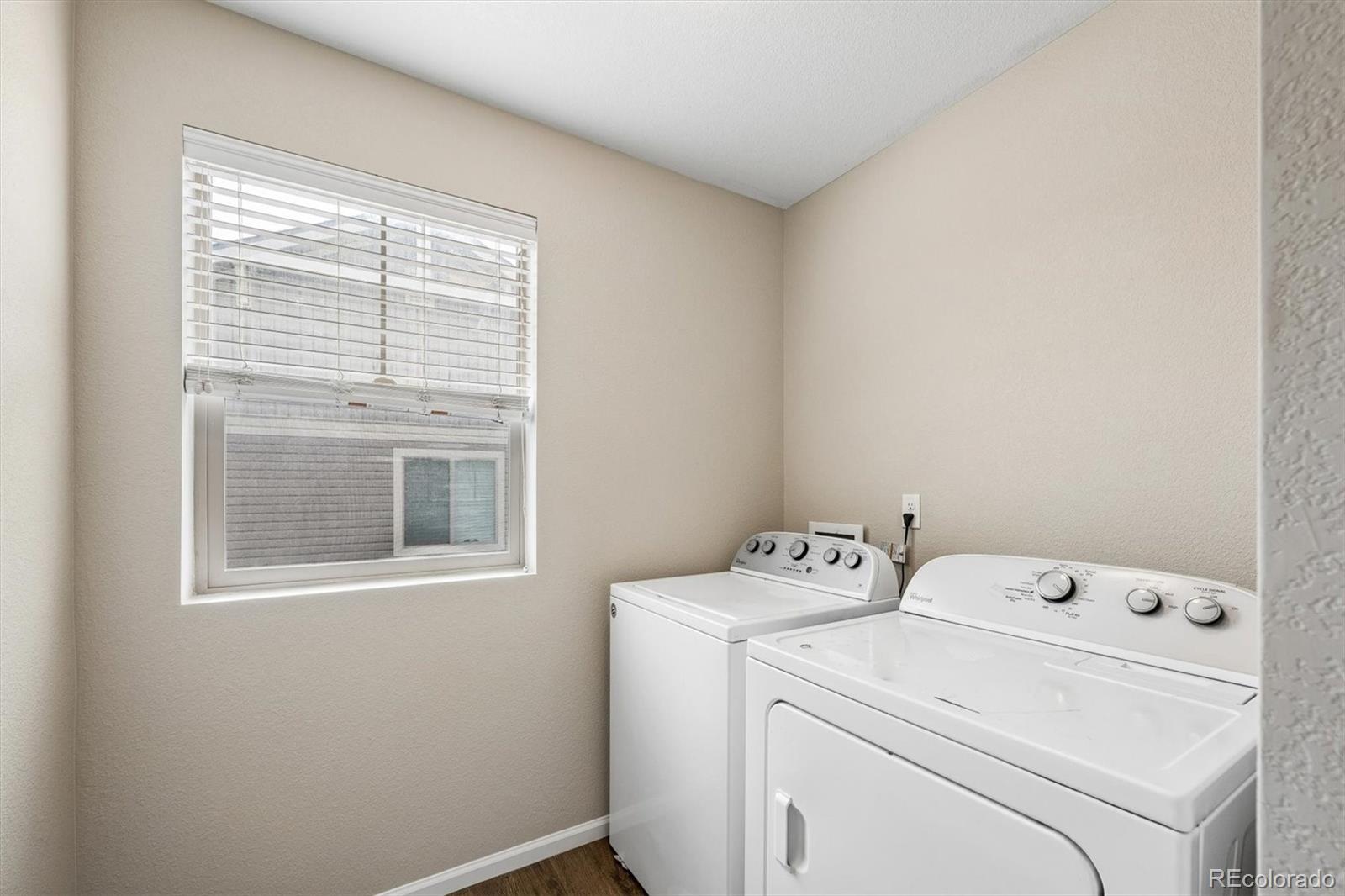 MLS Image #12 for 18273 e 52nd avenue,denver, Colorado