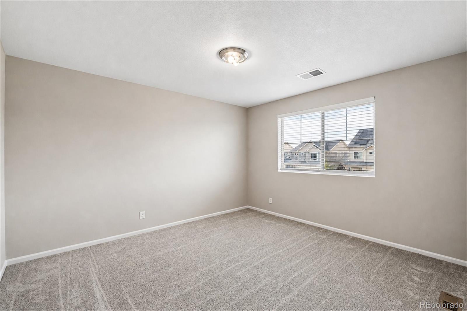 MLS Image #6 for 18273 e 52nd avenue,denver, Colorado