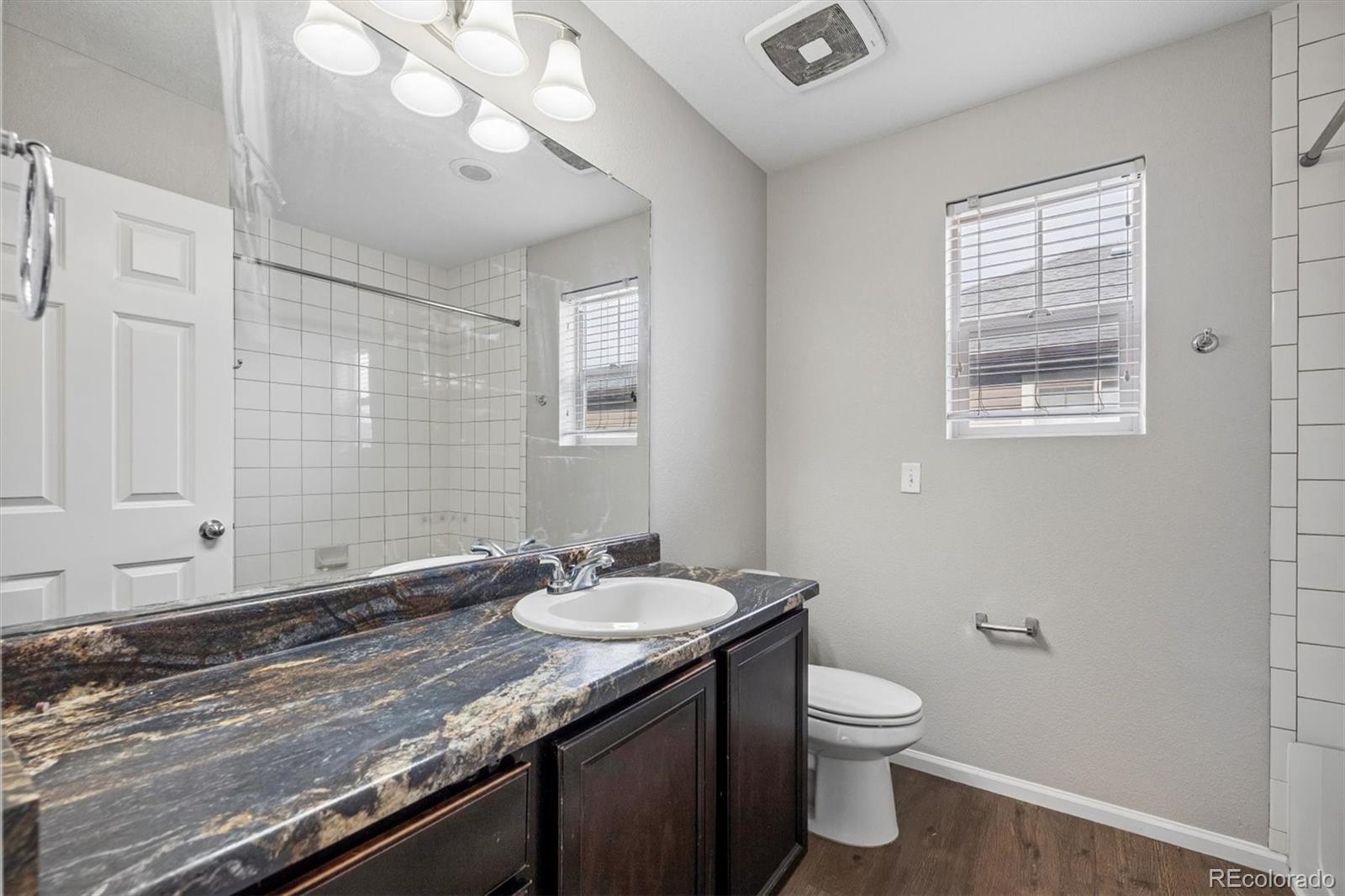 MLS Image #7 for 18273 e 52nd avenue,denver, Colorado