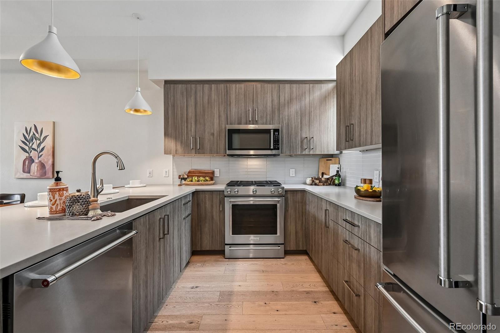 MLS Image #10 for 1585 n perry street ,denver, Colorado