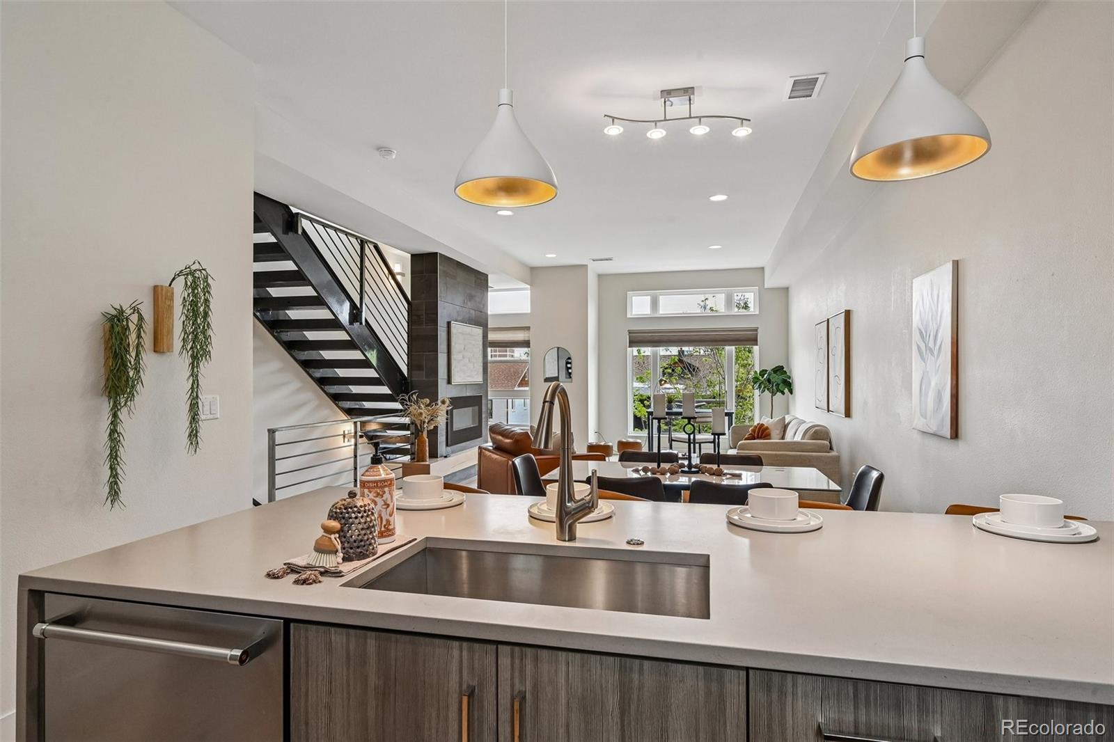 MLS Image #12 for 1585 n perry street ,denver, Colorado