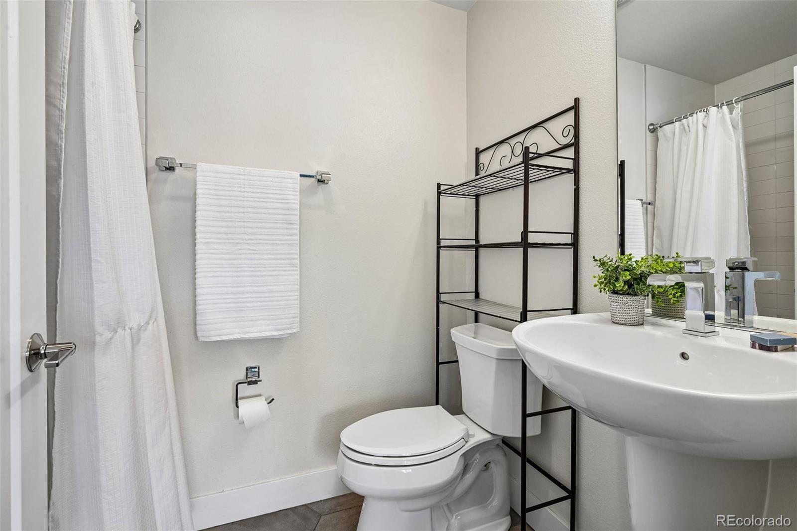 MLS Image #22 for 1585 n perry street ,denver, Colorado