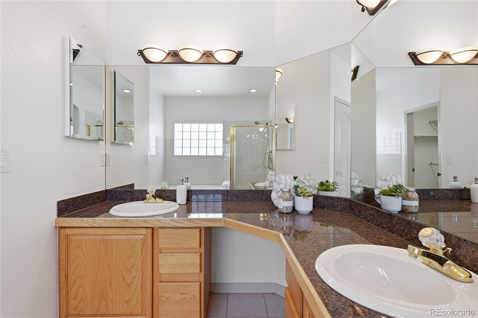MLS Image #16 for 8406 s parfet court,littleton, Colorado
