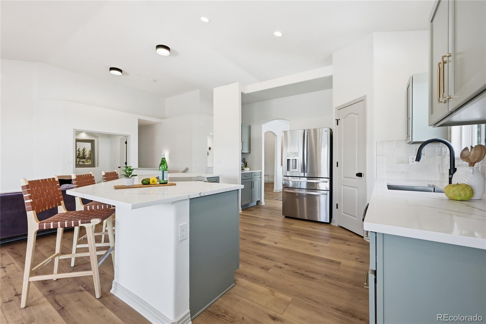 MLS Image #5 for 8406 s parfet court,littleton, Colorado