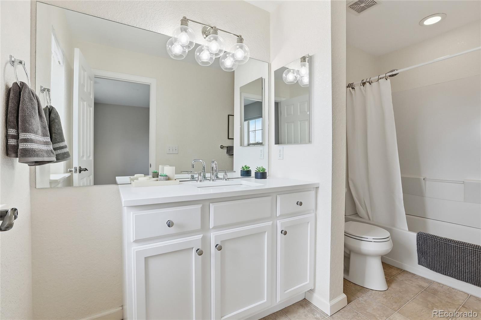 MLS Image #25 for 8182 e 29th avenue ,denver, Colorado