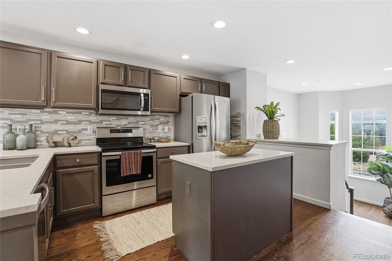 MLS Image #6 for 8182 e 29th avenue ,denver, Colorado