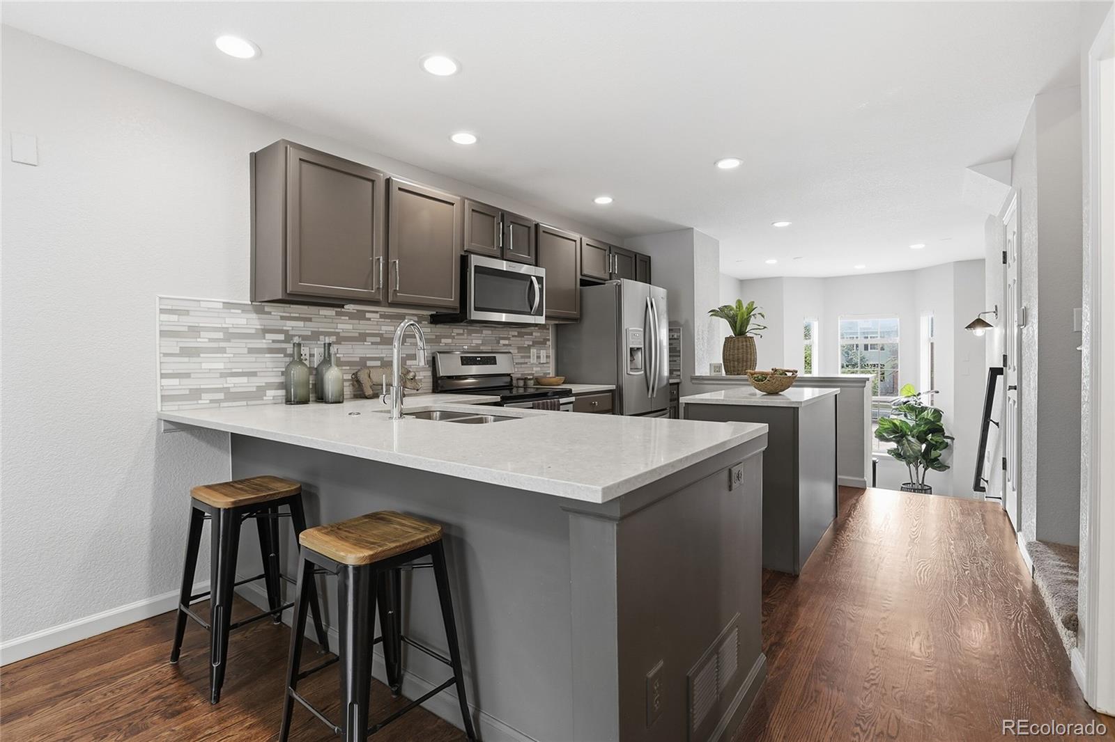MLS Image #9 for 8182 e 29th avenue ,denver, Colorado