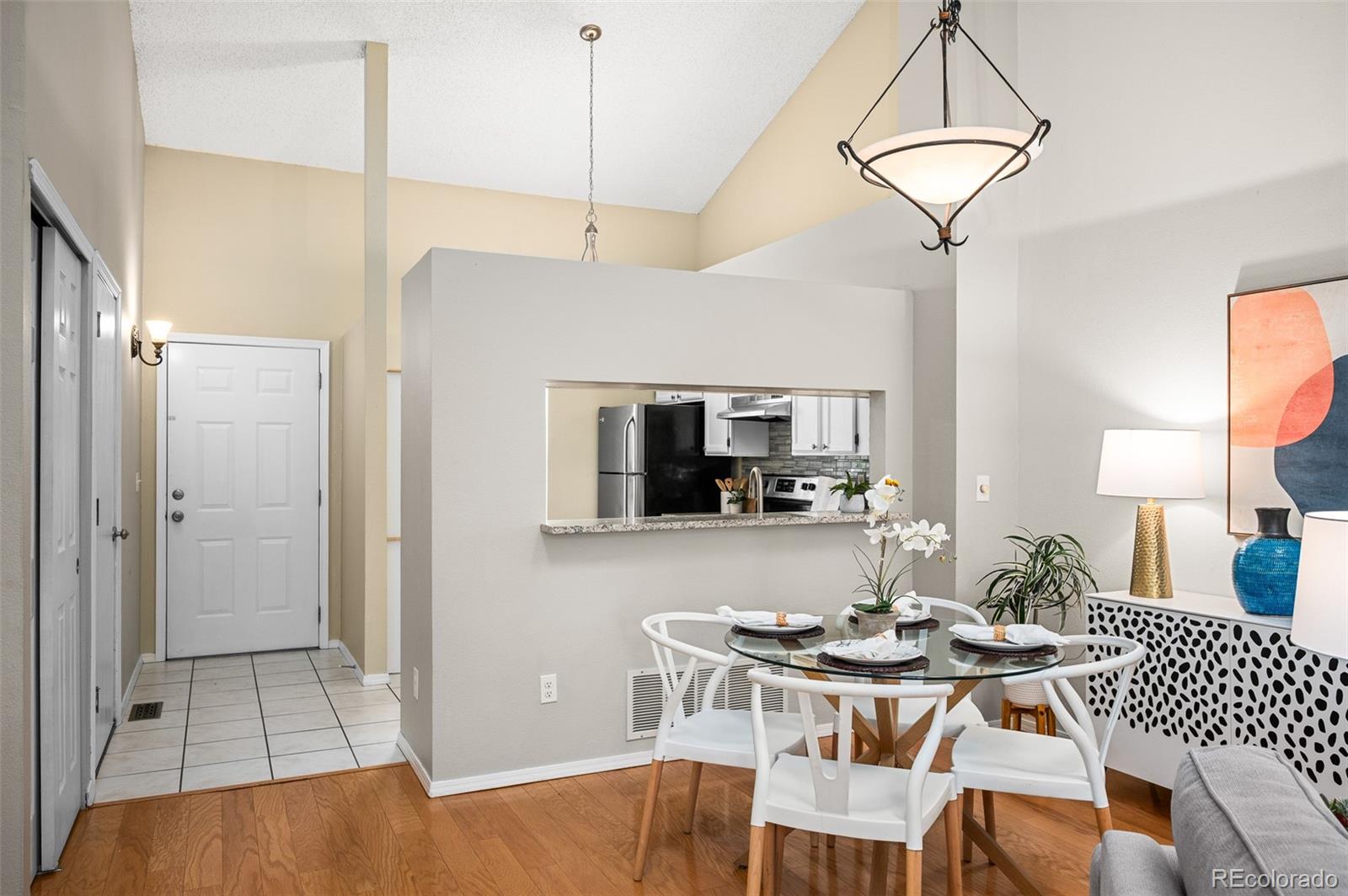 MLS Image #4 for 1470 s quebec way,denver, Colorado