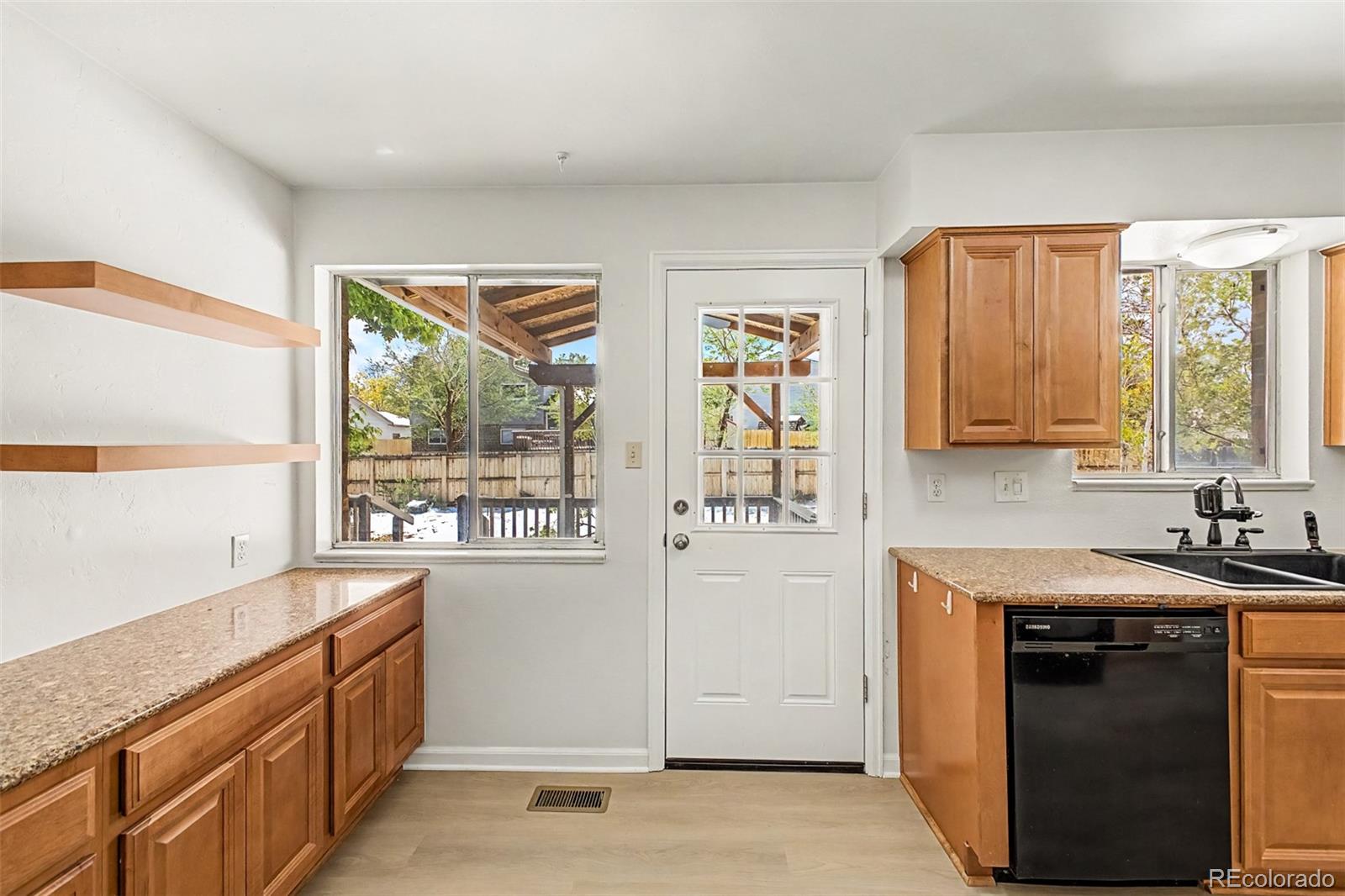 MLS Image #13 for 1509 s vivian street,longmont, Colorado