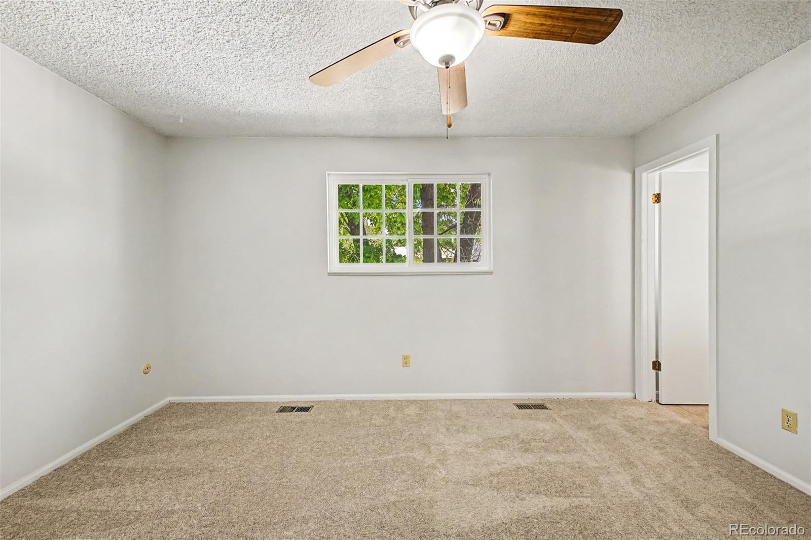 MLS Image #15 for 1509 s vivian street,longmont, Colorado