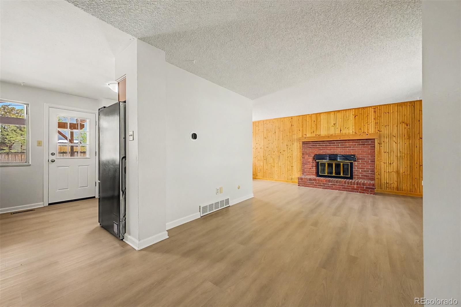 MLS Image #8 for 1509 s vivian street,longmont, Colorado