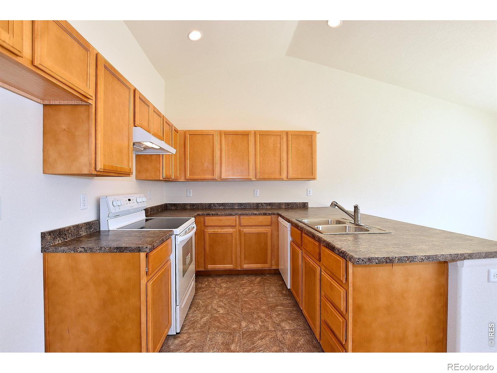 MLS Image #22 for 2398  jasmine lane,johnstown, Colorado