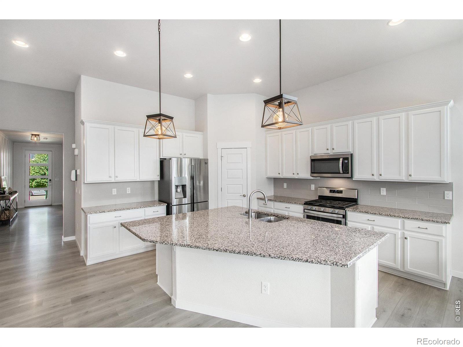 MLS Image #3 for 701  lene lane,berthoud, Colorado