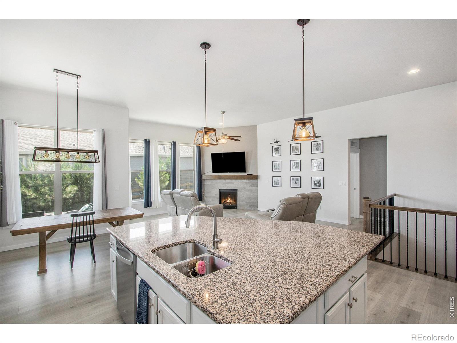 MLS Image #5 for 701  lene lane,berthoud, Colorado