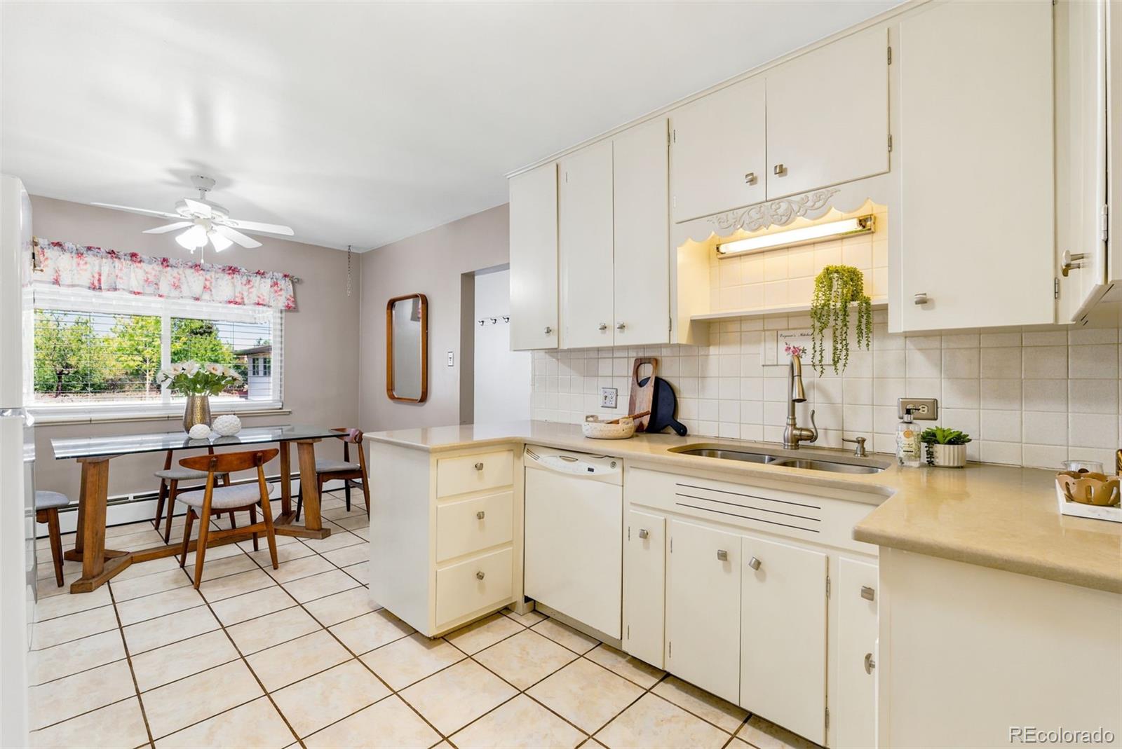 MLS Image #17 for 5341  columbine lane,denver, Colorado