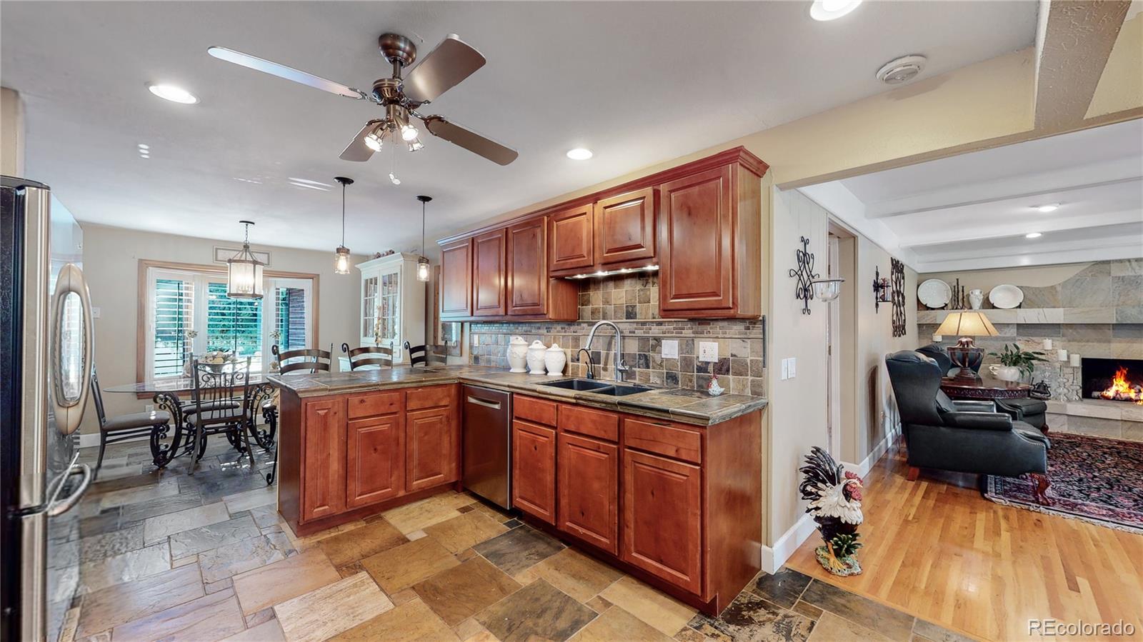MLS Image #10 for 7214 s kendall court,littleton, Colorado