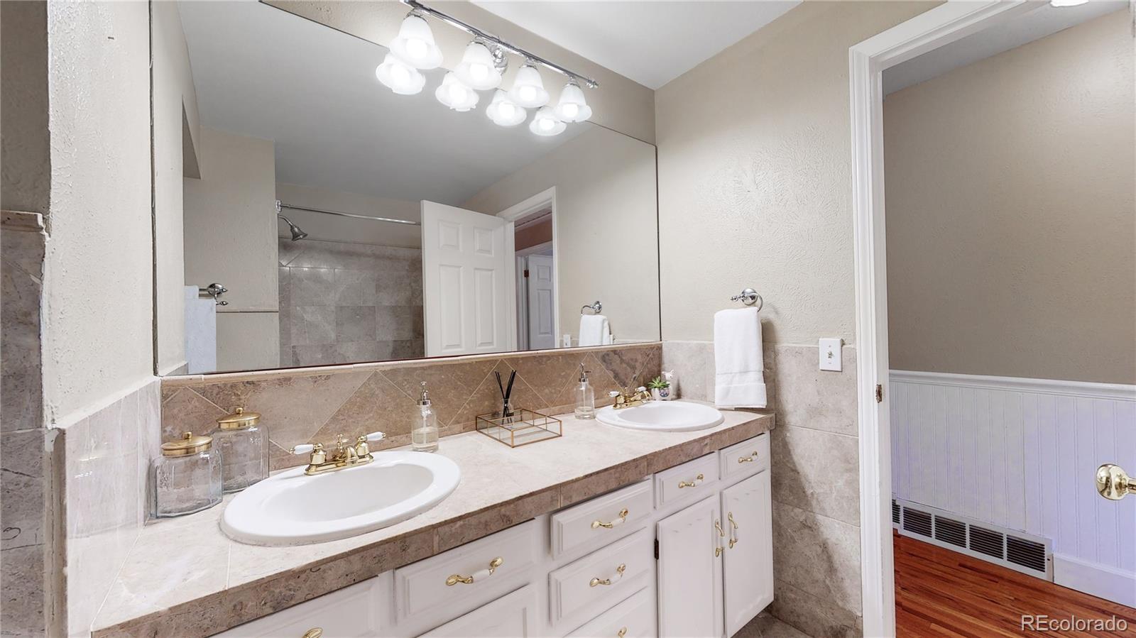 MLS Image #22 for 7214 s kendall court,littleton, Colorado
