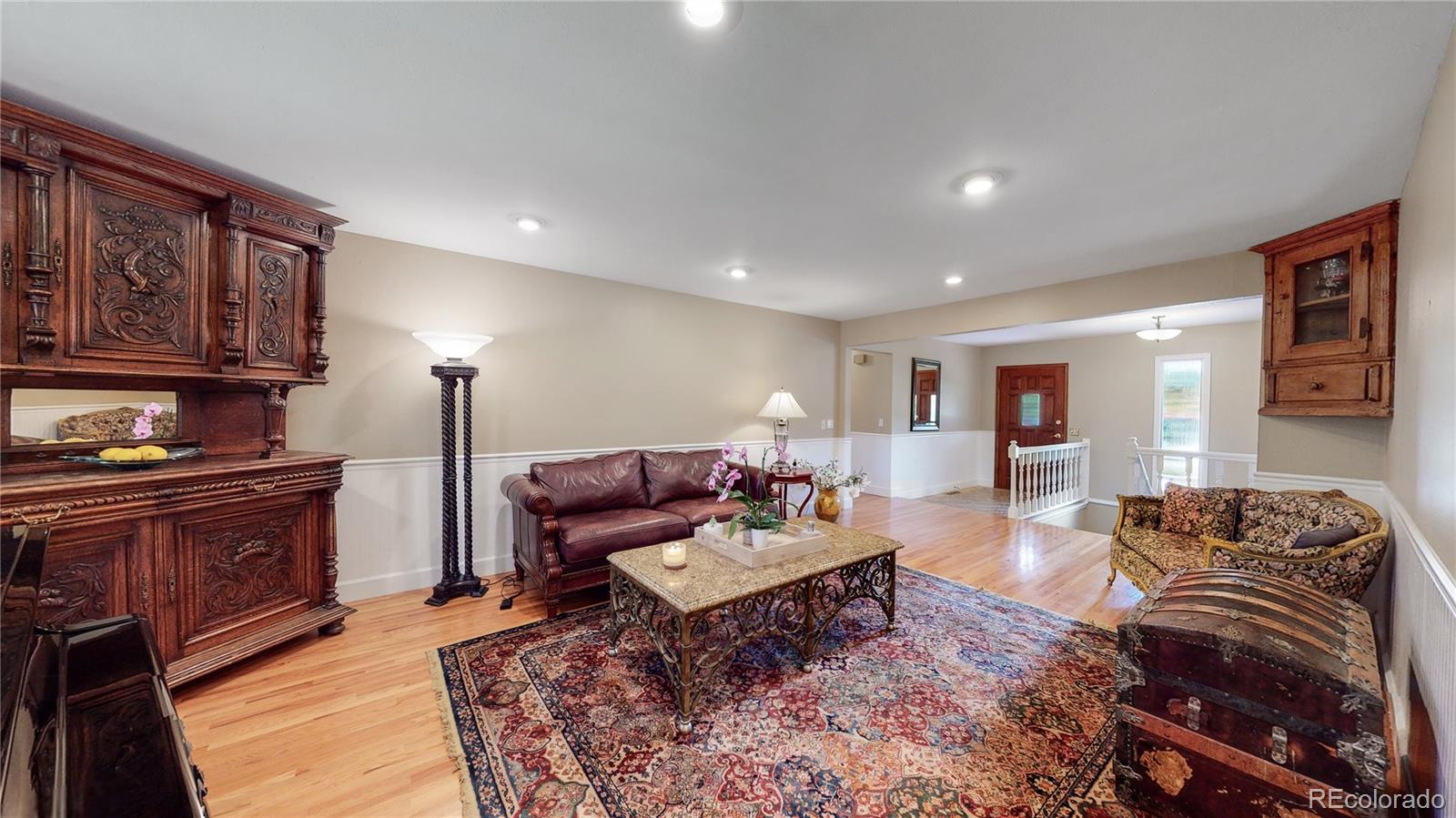 MLS Image #3 for 7214 s kendall court,littleton, Colorado