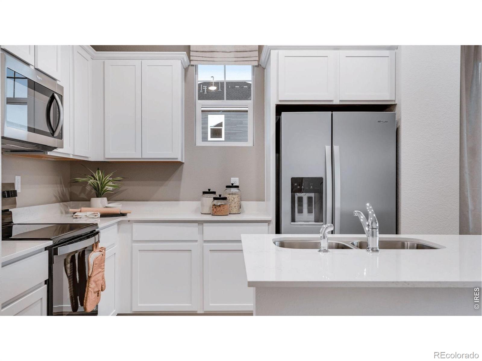 MLS Image #3 for 736 s cabernet avenue,fort lupton, Colorado