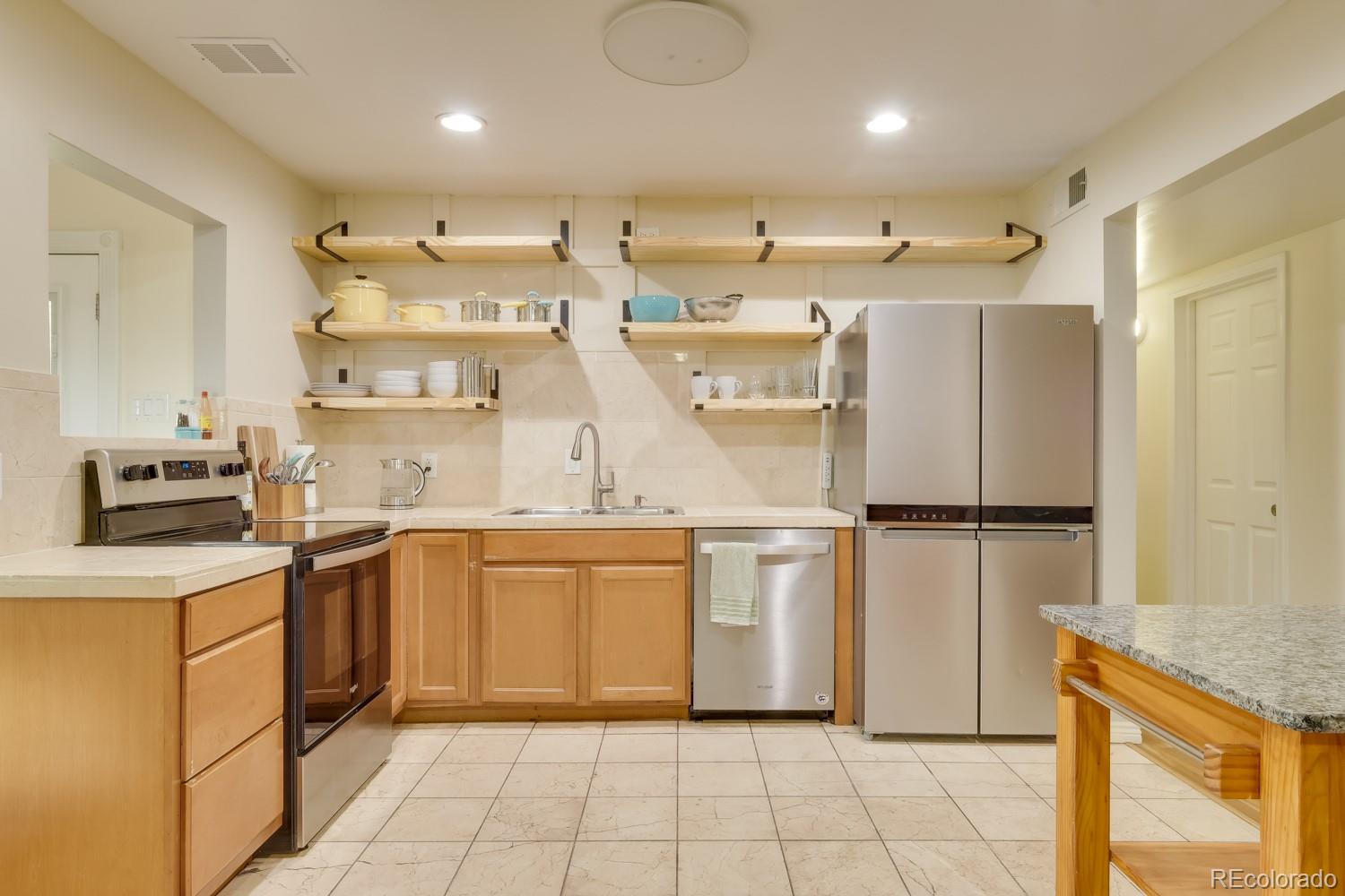 MLS Image #11 for 761  troy street,aurora, Colorado