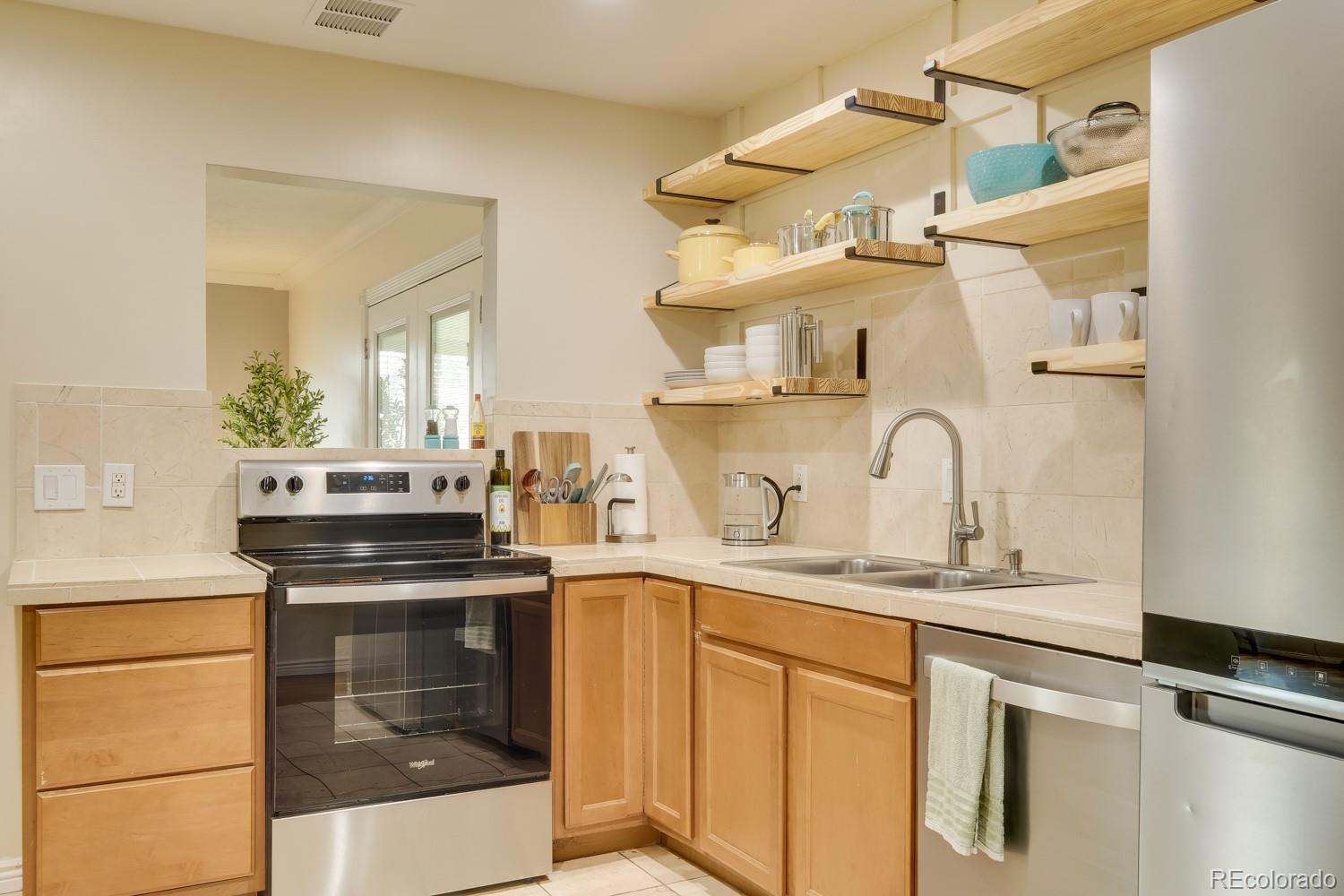 MLS Image #13 for 761  troy street,aurora, Colorado
