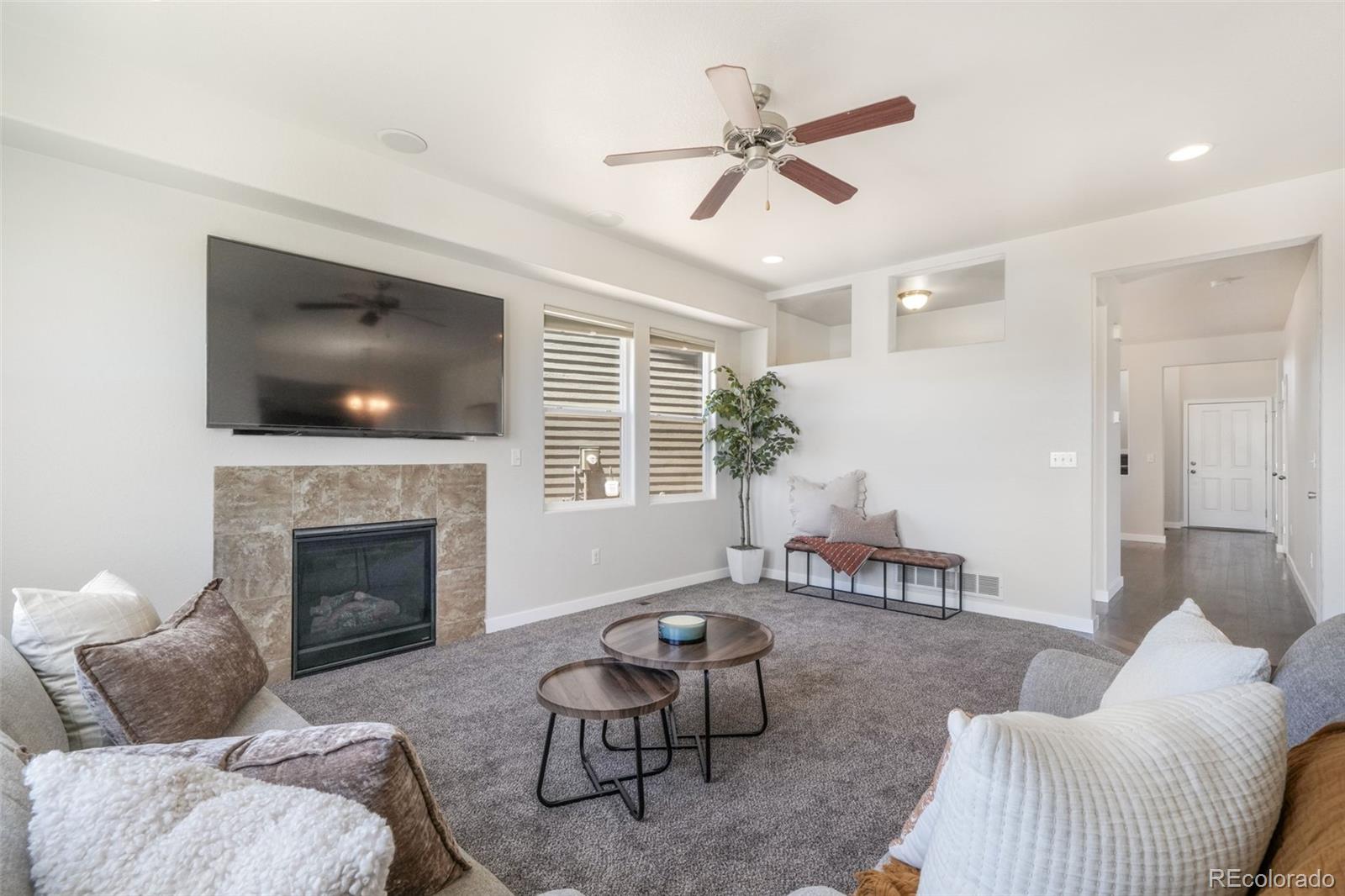 MLS Image #5 for 11674  wildwood ridge drive,colorado springs, Colorado