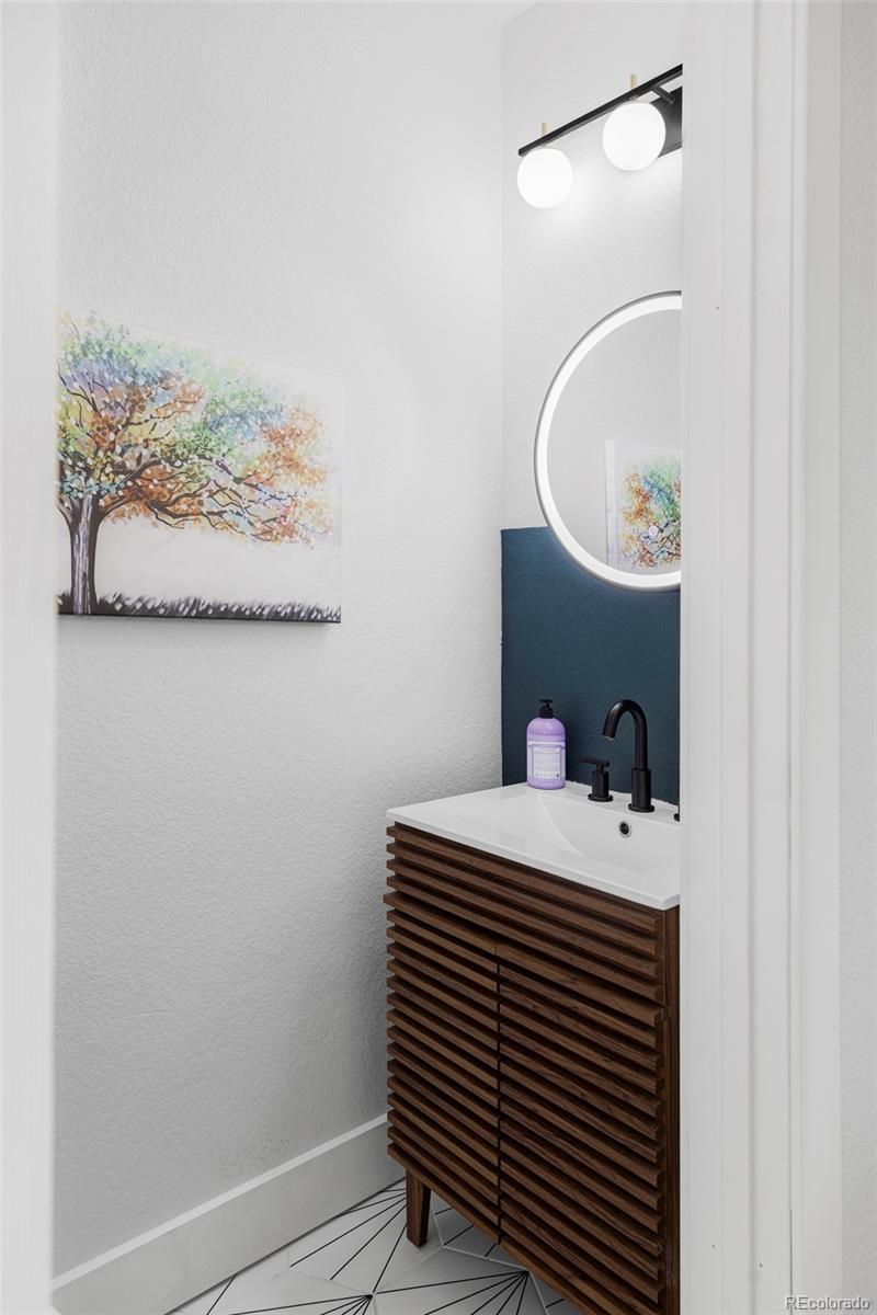 MLS Image #13 for 575 s decatur street,denver, Colorado