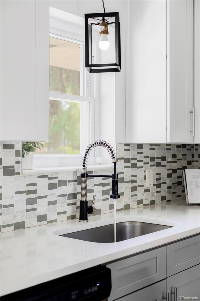 MLS Image #7 for 575 s decatur street,denver, Colorado