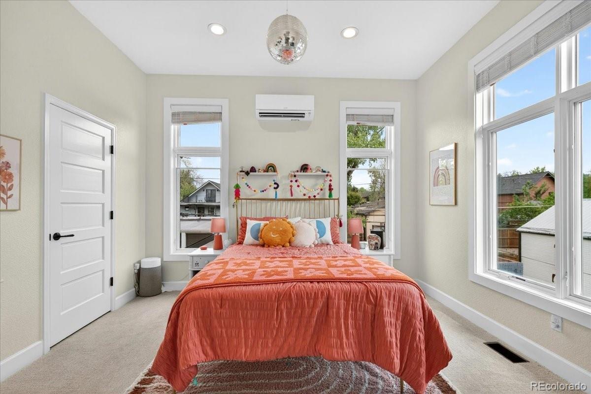 MLS Image #22 for 1634 s emerson street,denver, Colorado