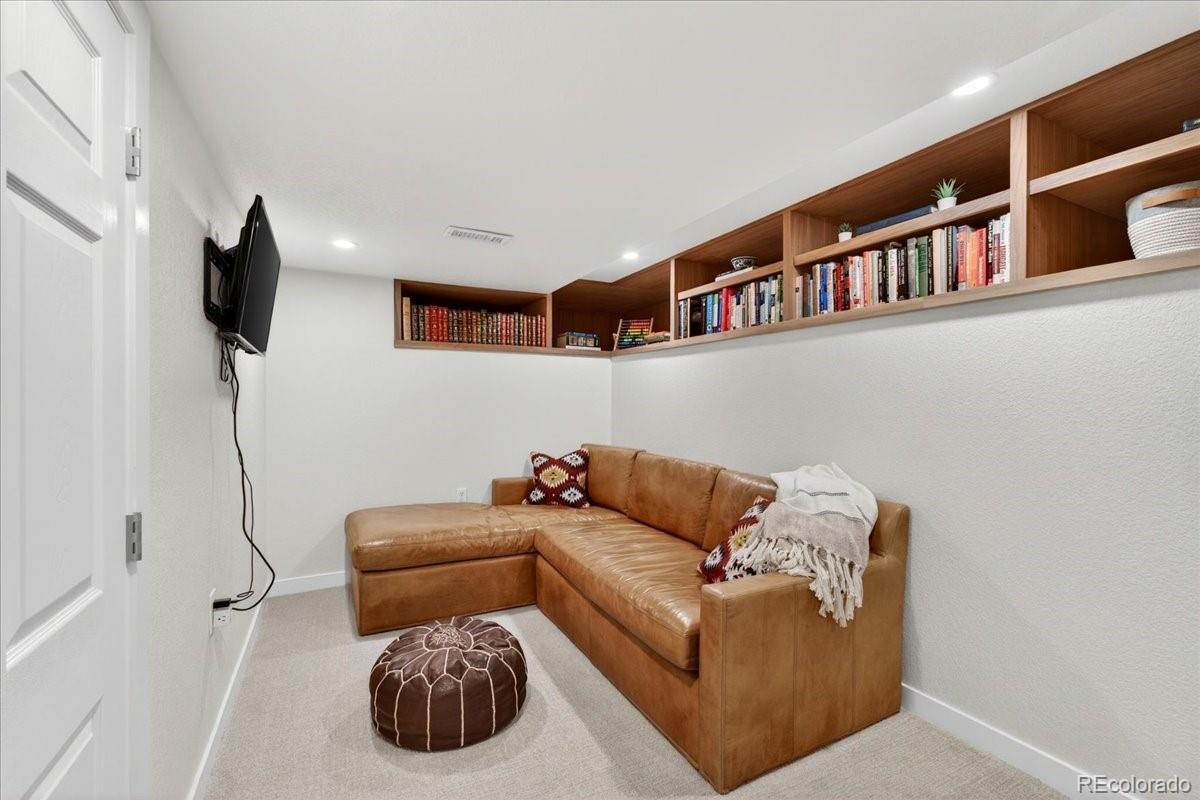 MLS Image #25 for 1634 s emerson street,denver, Colorado