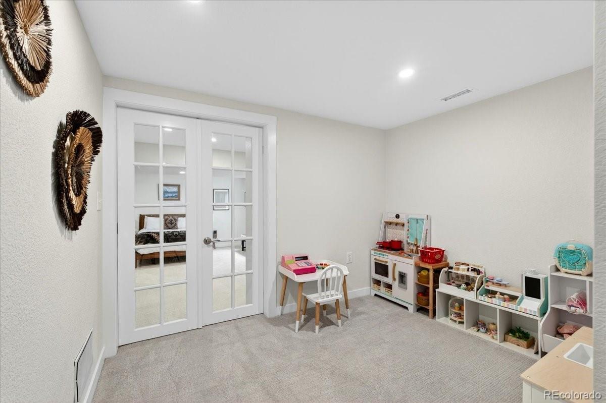 MLS Image #27 for 1634 s emerson street,denver, Colorado