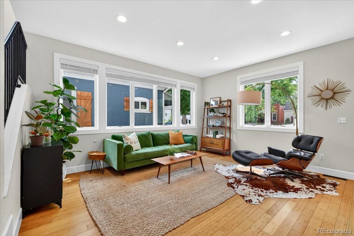 MLS Image #4 for 1634 s emerson street,denver, Colorado