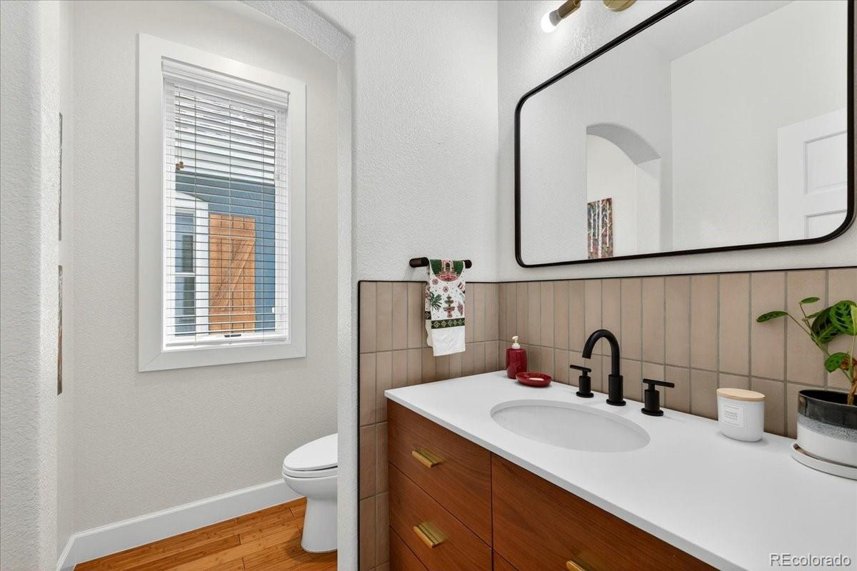 MLS Image #7 for 1634 s emerson street,denver, Colorado