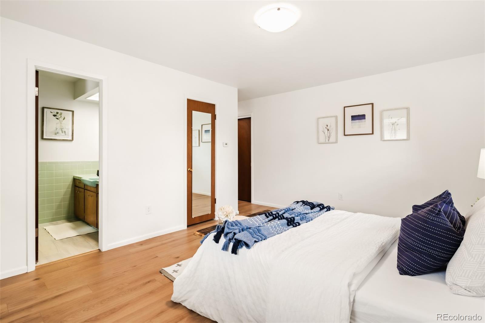 MLS Image #24 for 443 s niagara street,denver, Colorado