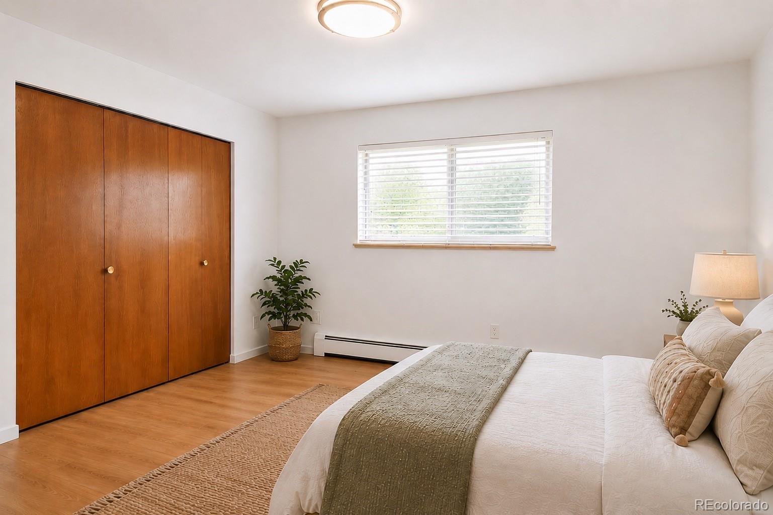 MLS Image #29 for 443 s niagara street,denver, Colorado