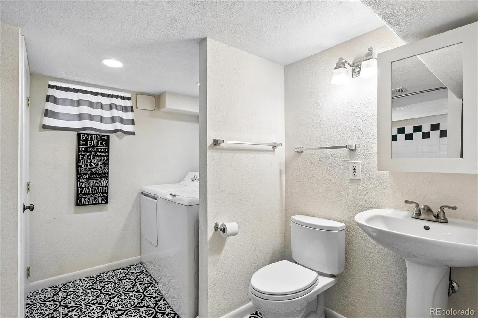 MLS Image #18 for 2022  jasmine street,denver, Colorado