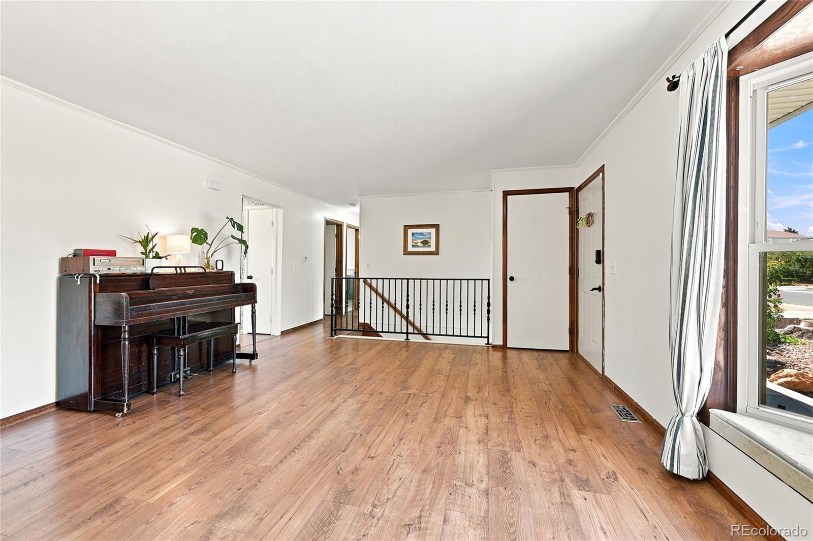 MLS Image #4 for 9374  bellaire street,thornton, Colorado