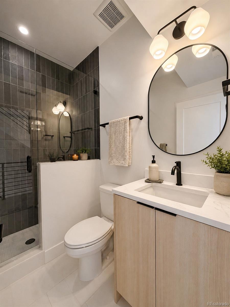 MLS Image #12 for 1259 n stuart street,denver, Colorado