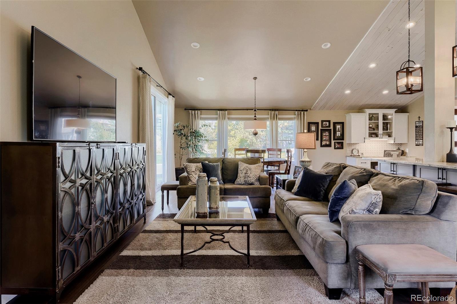 MLS Image #15 for 5842 s sheridan boulevard,littleton, Colorado