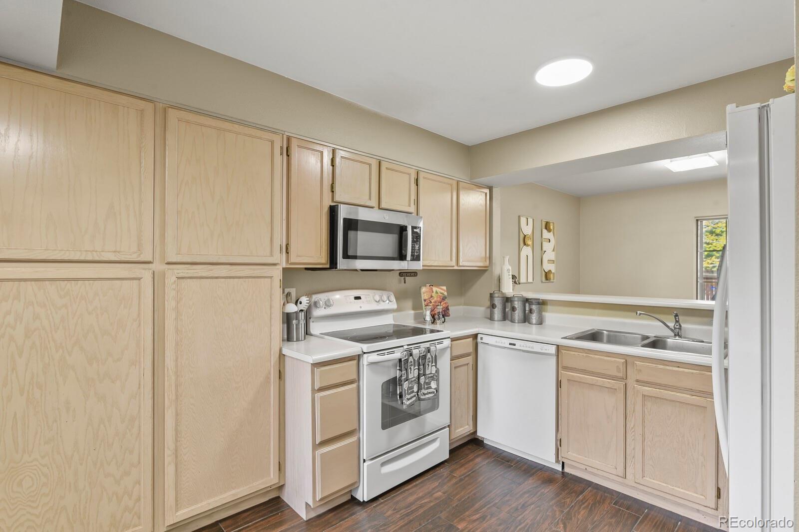 MLS Image #10 for 10400 w fair avenue b,littleton, Colorado