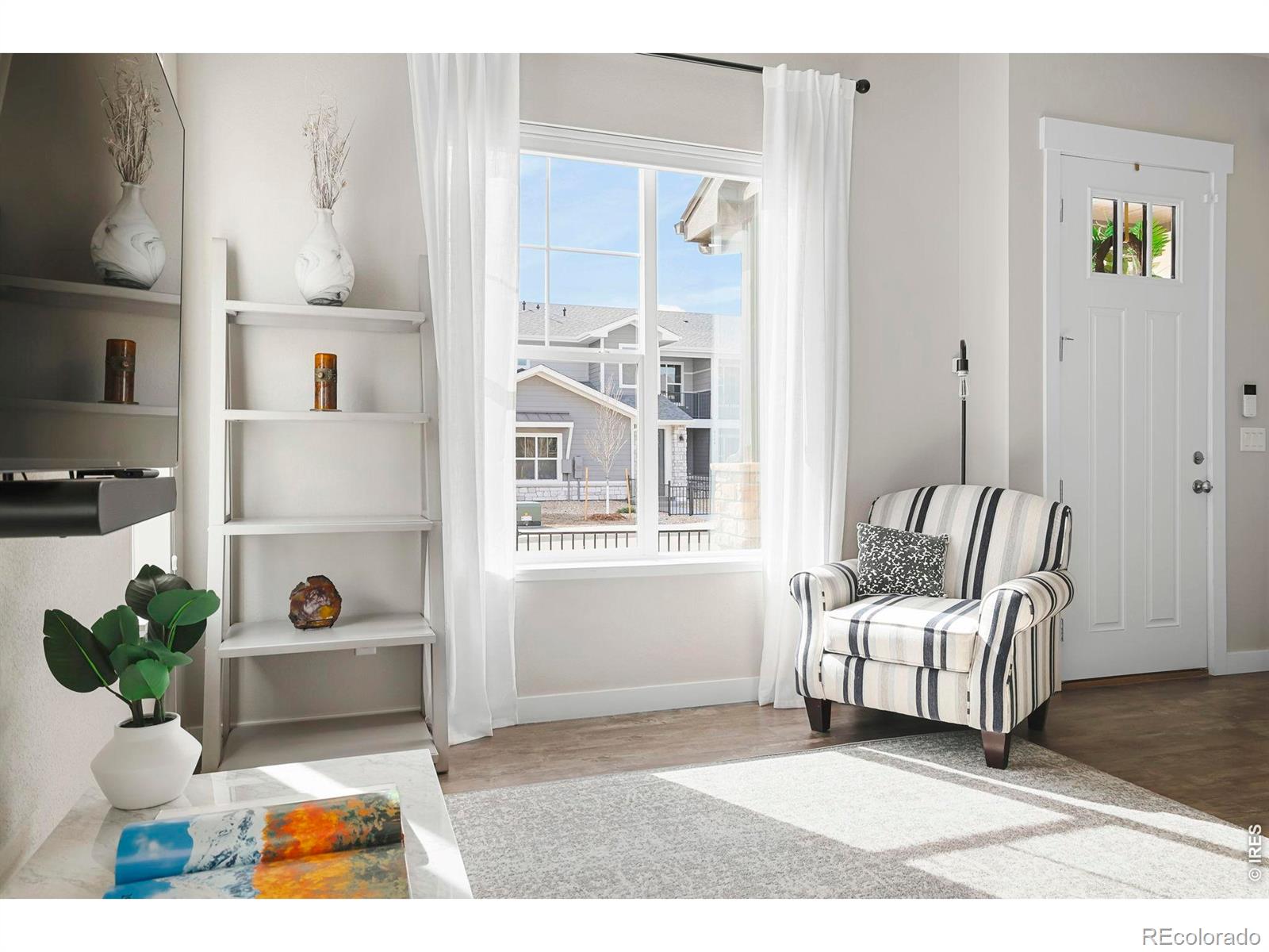 MLS Image #5 for 4139 s park drive,loveland, Colorado